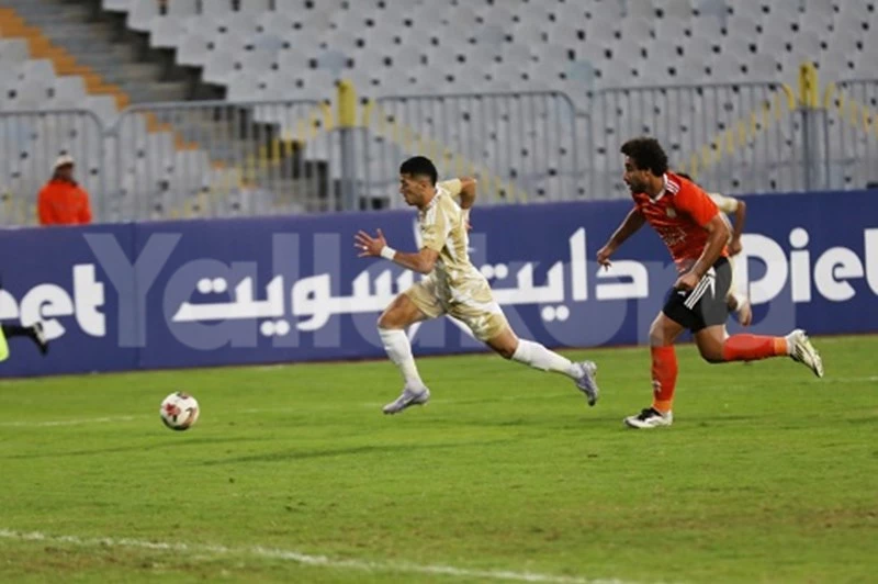 90 دقيقة: الأهلي وفاركو - صراع يتجاوز حدود الملعب
