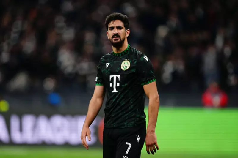 استغلال إمكانيات بن رمضان المتعددة: دور الأهلي في كأس العالم للأندية