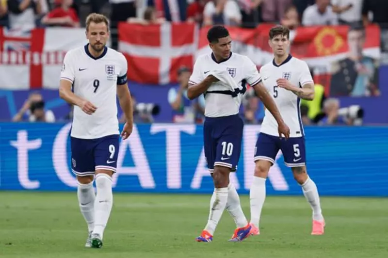 مباريات السبت: إنجلترا وهولندا تشرعان في تحديات خارج الديار ضمن تصفيات كأس العالم